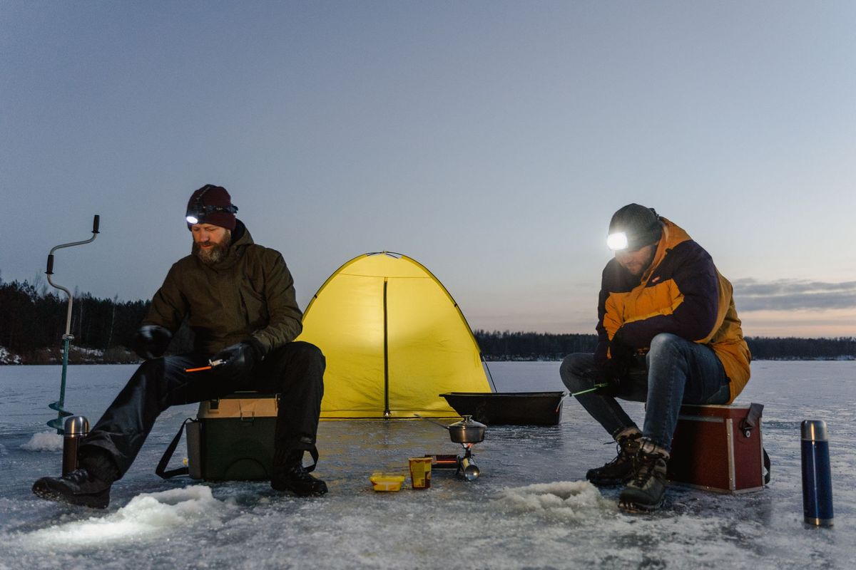 BEST ICE FISHING SHELTERS POP UP TENTS