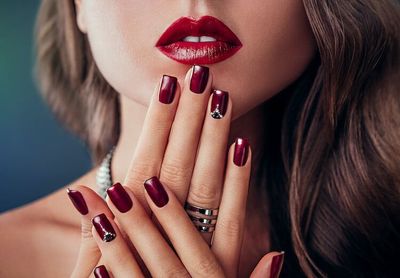 7 Ways to Maintain Your Manicure Between Salon Visits